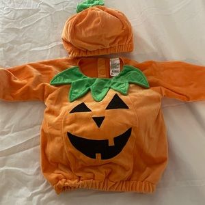 Target baby pumpkin Halloween costume 6-12m